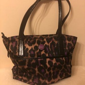 Genuine Coach shoulder bag in animal print.